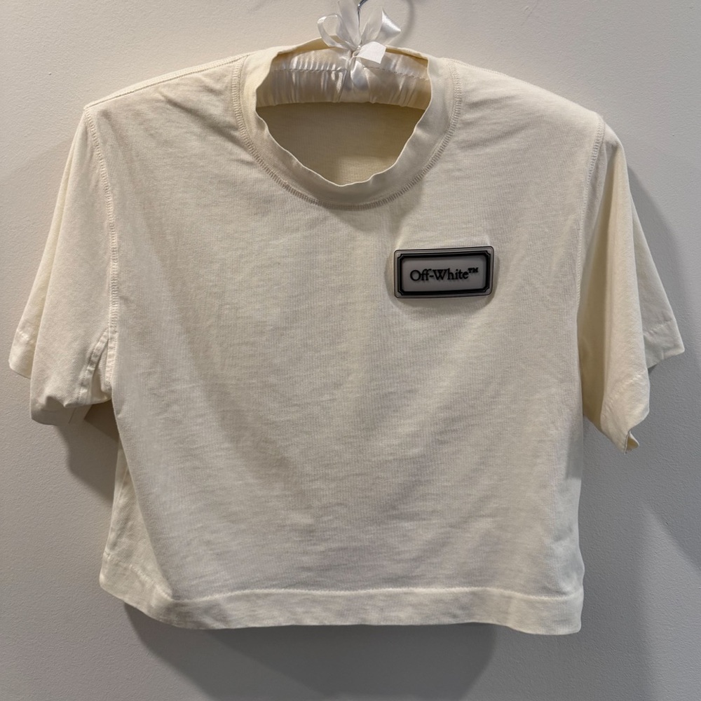 Off-White Women Cropped T-Shirt .